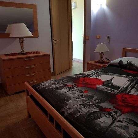 Appartamento Marinella Pizzo  Luaran gambar