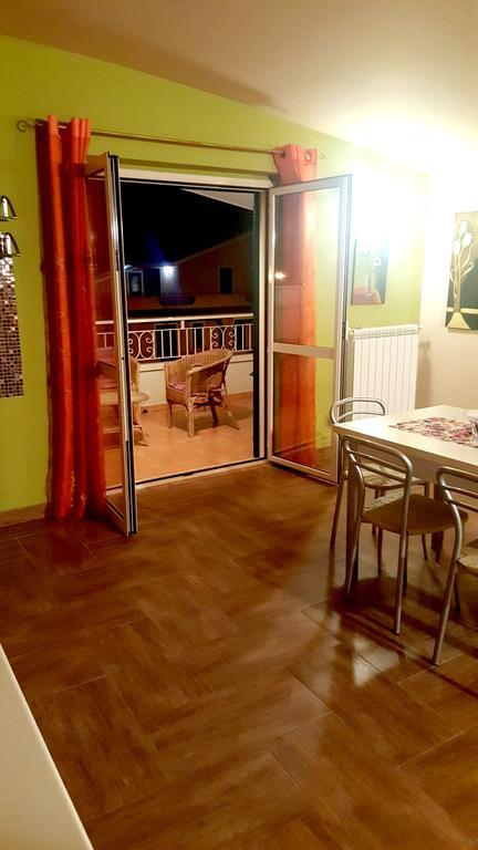 Appartamento Marinella Pizzo  Luaran gambar
