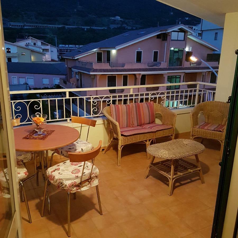 Appartamento Marinella Pizzo  Luaran gambar